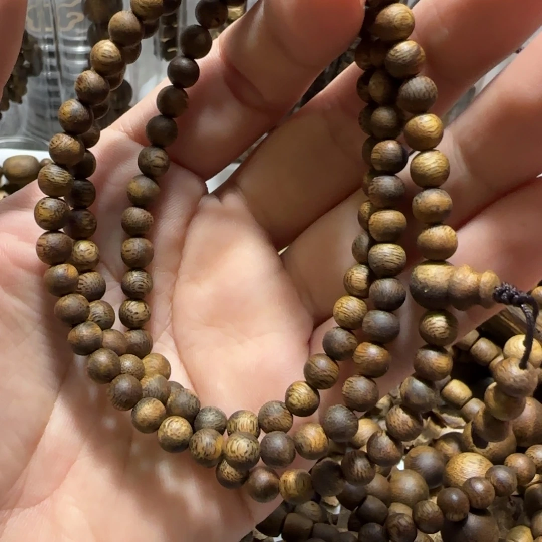 沉香沉香碎屑莺歌绿奇楠06多圈