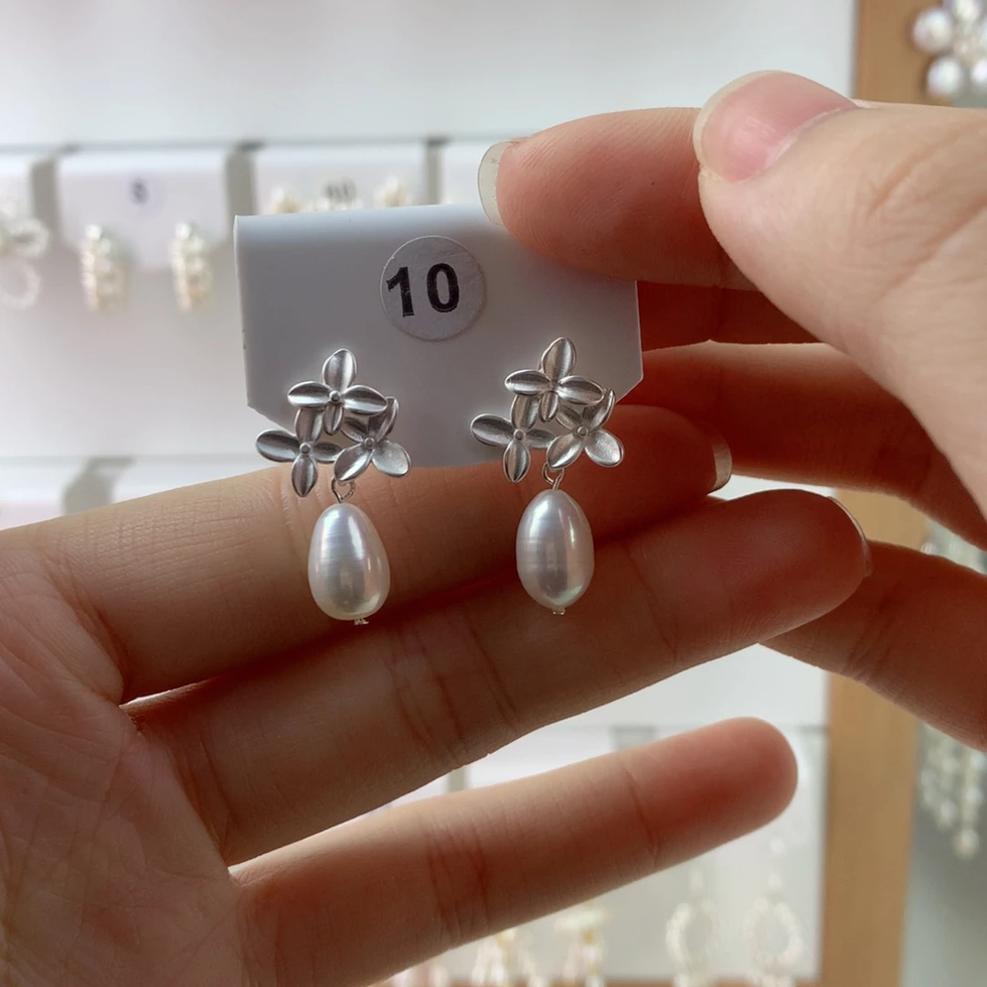 未镶嵌耳饰淡水珍珠
