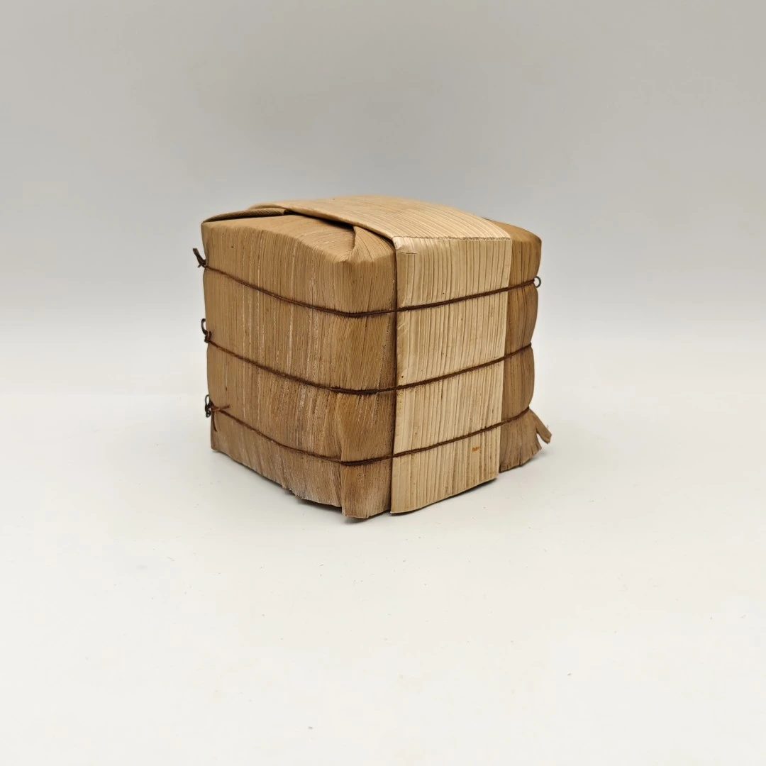 1998年冰岛老白茶方砖500g/砖