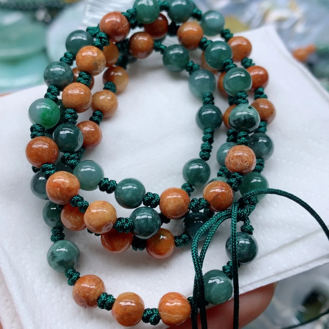 翡翠颈饰未镶嵌手串