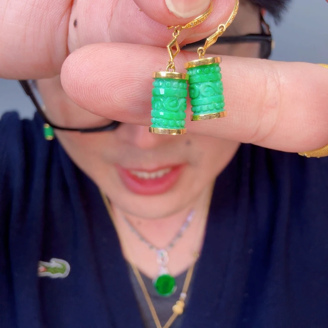 翡翠颈饰18K金镶嵌一对