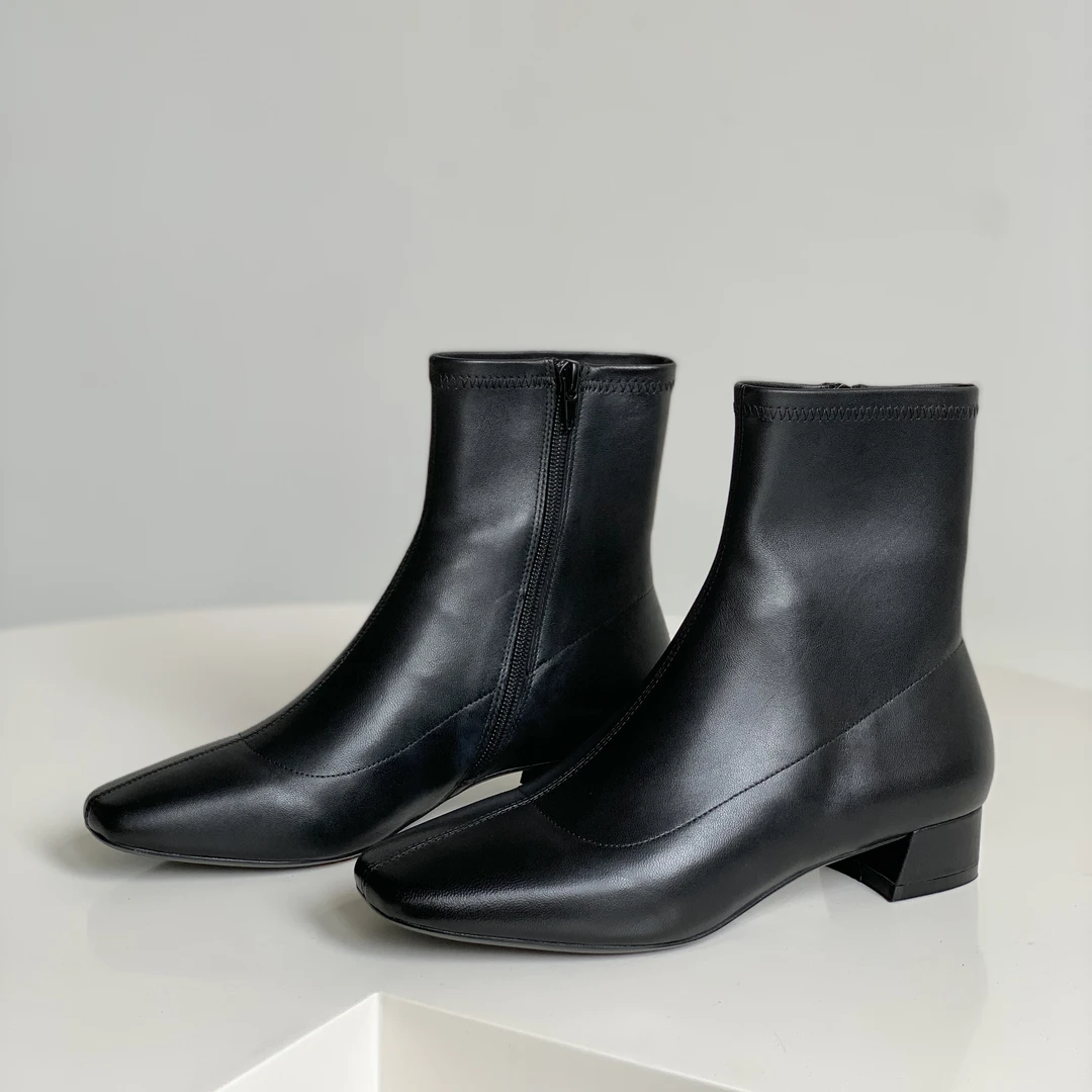 3CM跟高头层牛皮方头粗跟低跟侧拉链短靴，8382BY靴