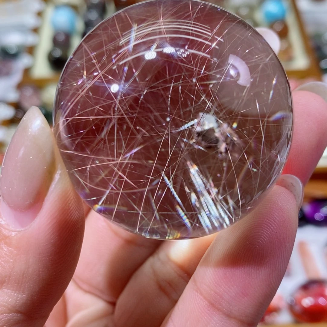 水晶单珠，未镶嵌六***雕