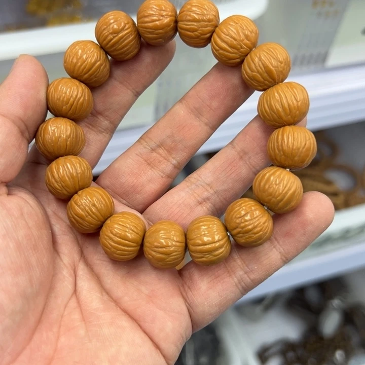 白玉菩提吊坠黄色422