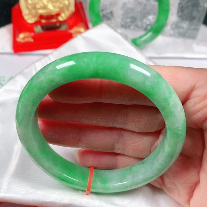 未镶嵌手镯翡翠  编号0135 正圈58 福利镯