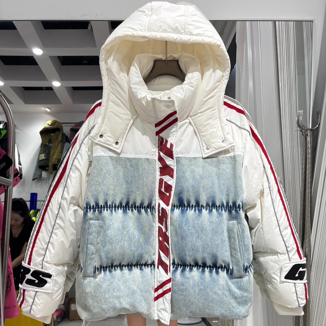 2025冬季潮牌羽绒服女新款欧货牛仔拼接短款连帽撞色加厚宽松外套
