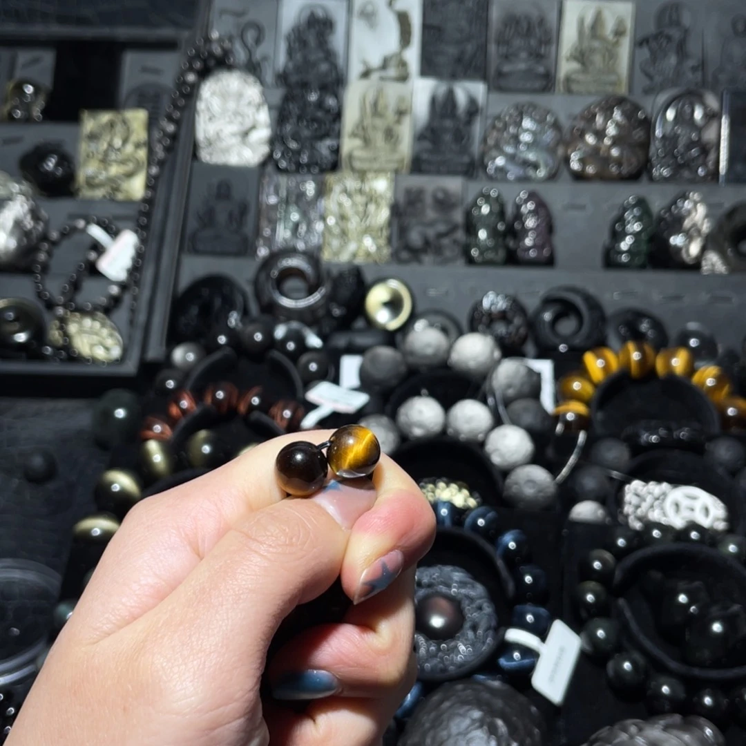 檬****木变石未镶嵌珠宝半成品