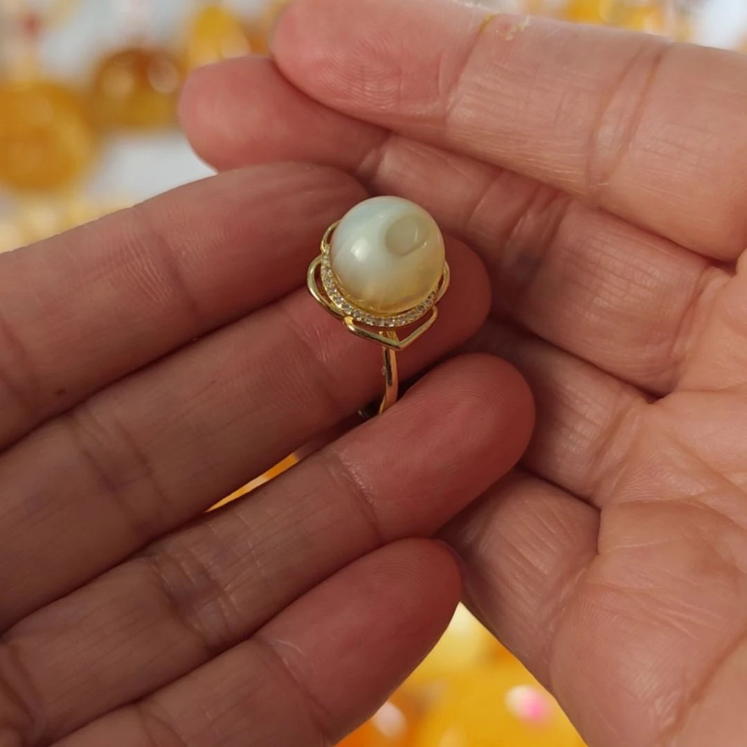 银S925镀金镶嵌蜜蜡戒指