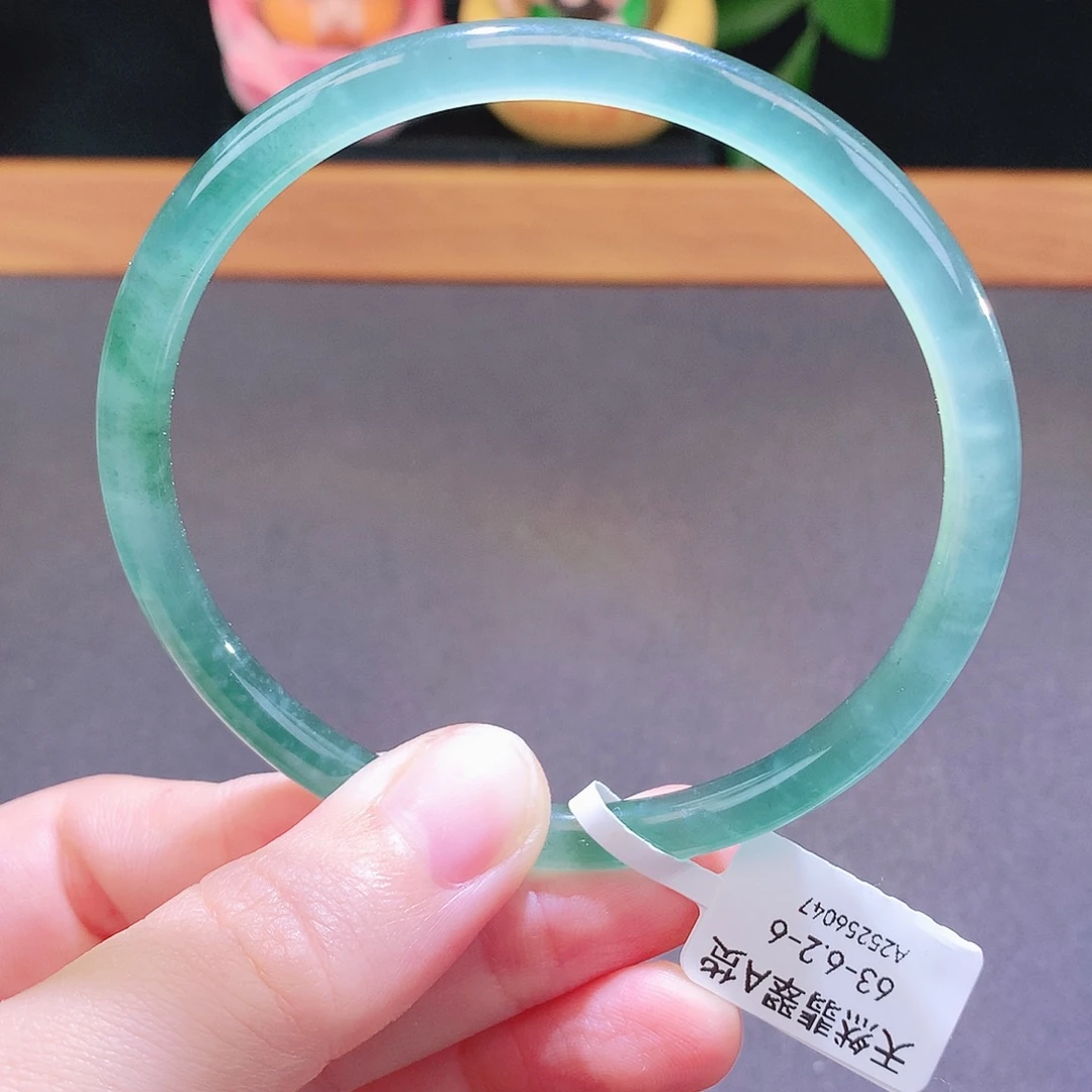 翡翠未镶嵌手镯天然翡翠