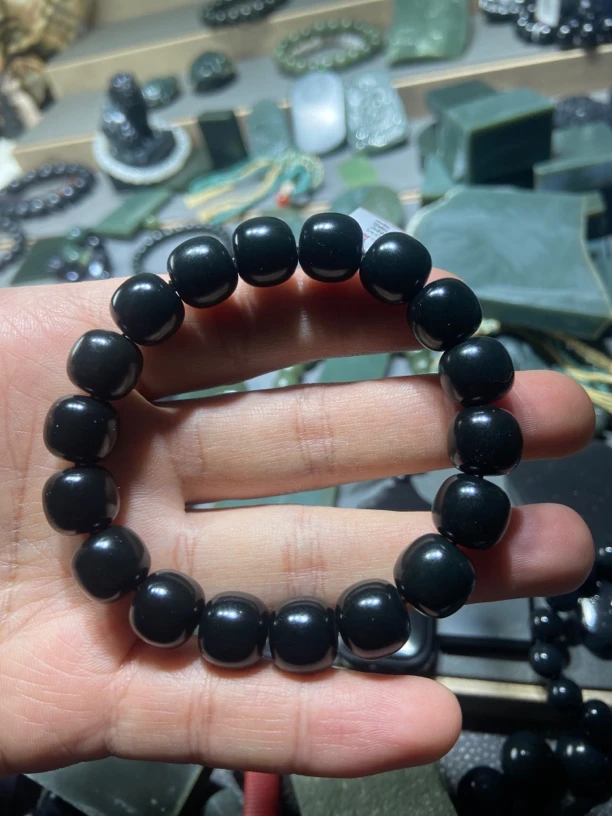 和田玉黑青手串12老邢