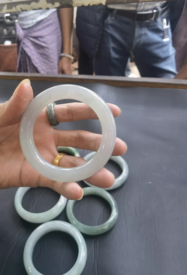 缅甸天然a货翡翠