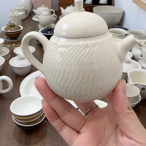 微瑕龙蛋壶不带礼盒