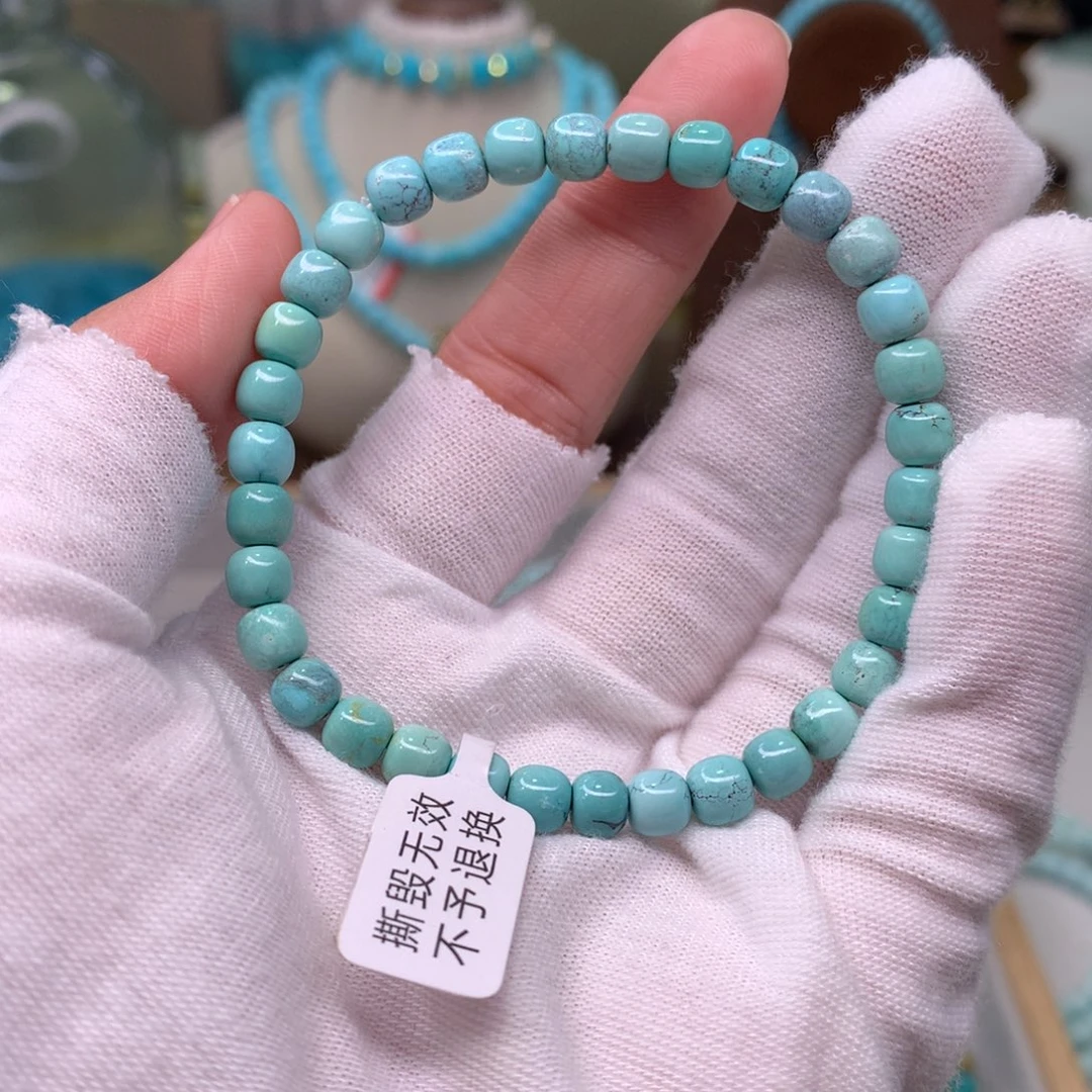 绿松石配饰未镶嵌