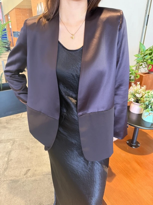 醋酸拼接款宽松百搭西服