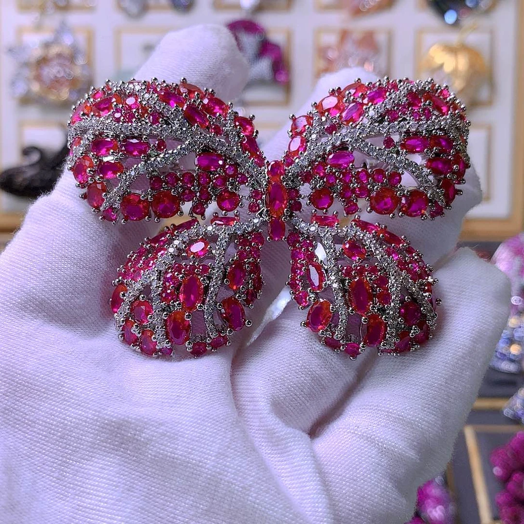 宝****合成立方氧化锆铜胸针胸针