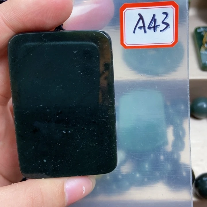 未镶嵌和田玉挂件