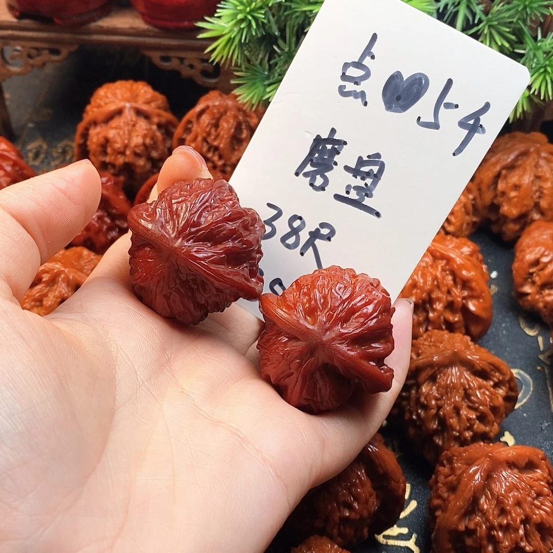 B***铁文玩核桃把件磨盘五千赞bc