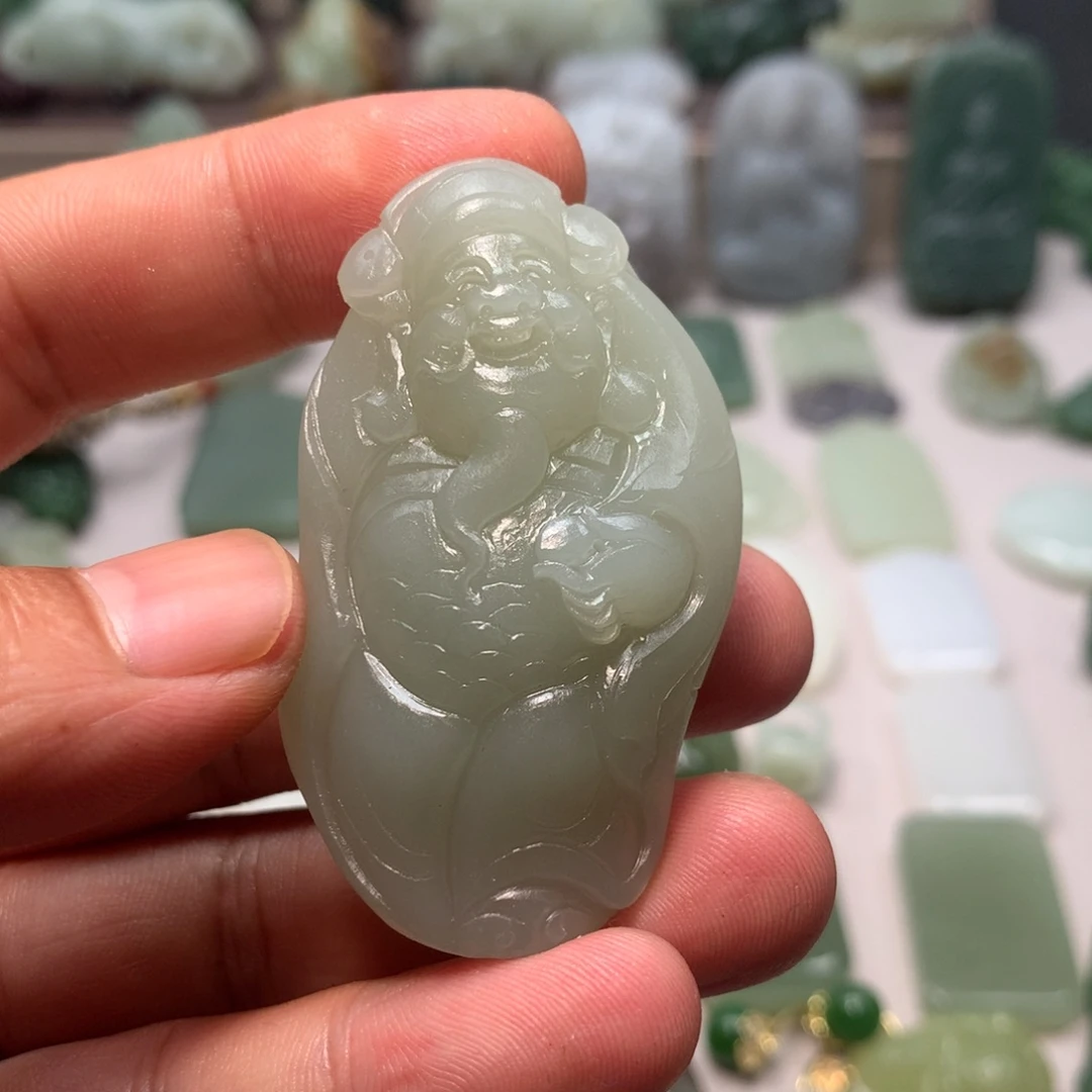 和田玉未镶嵌颈饰