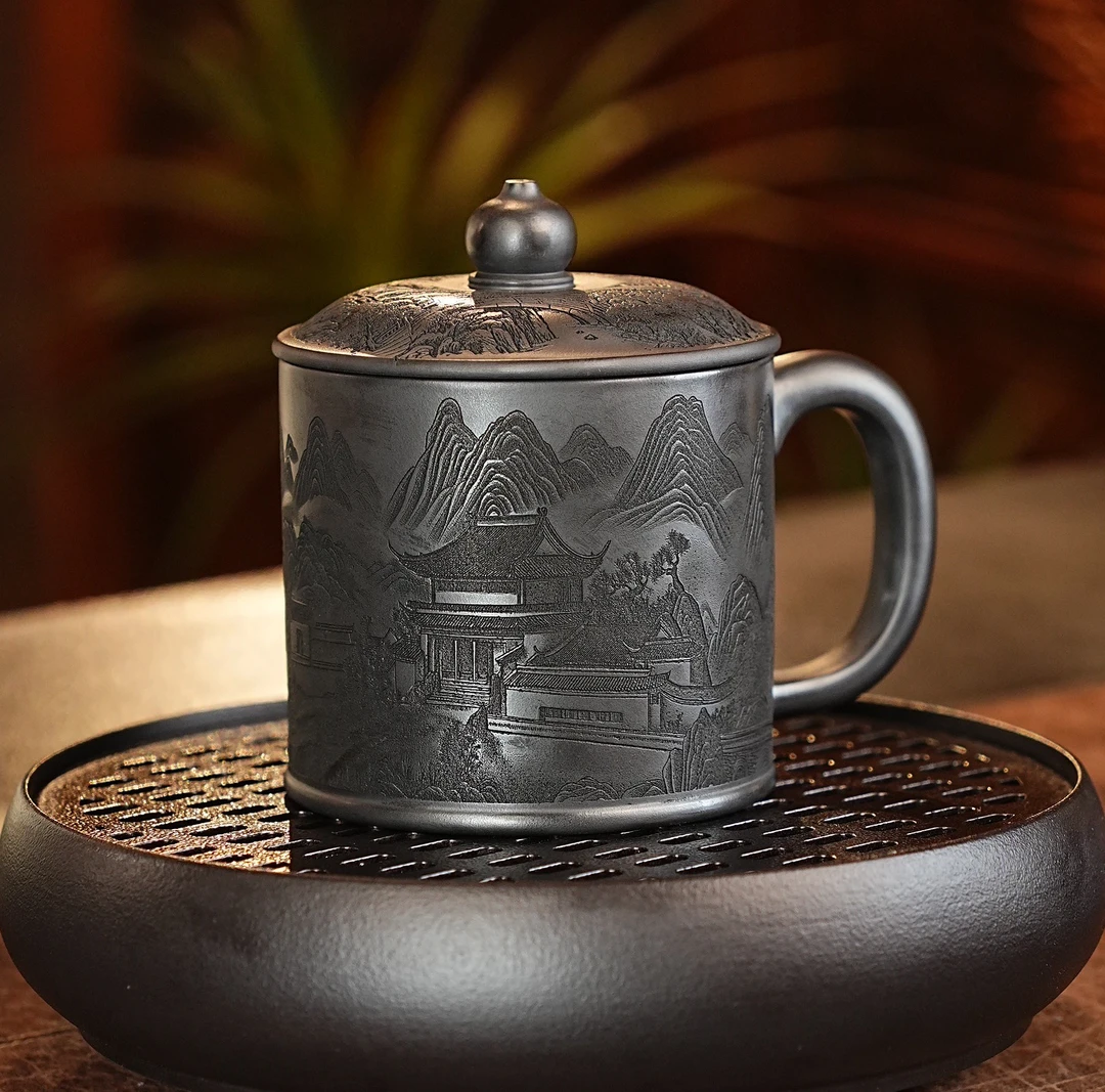 308宜兴原矿石黄手工刻绘江南古韵山水紫砂办公杯主人杯茶杯盖杯