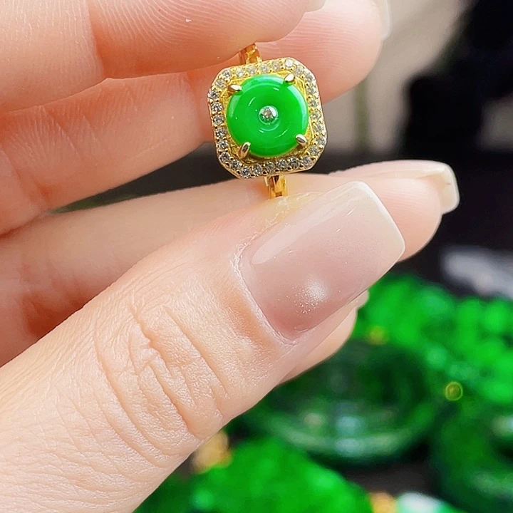 翡翠银S925镶嵌颈饰多样性