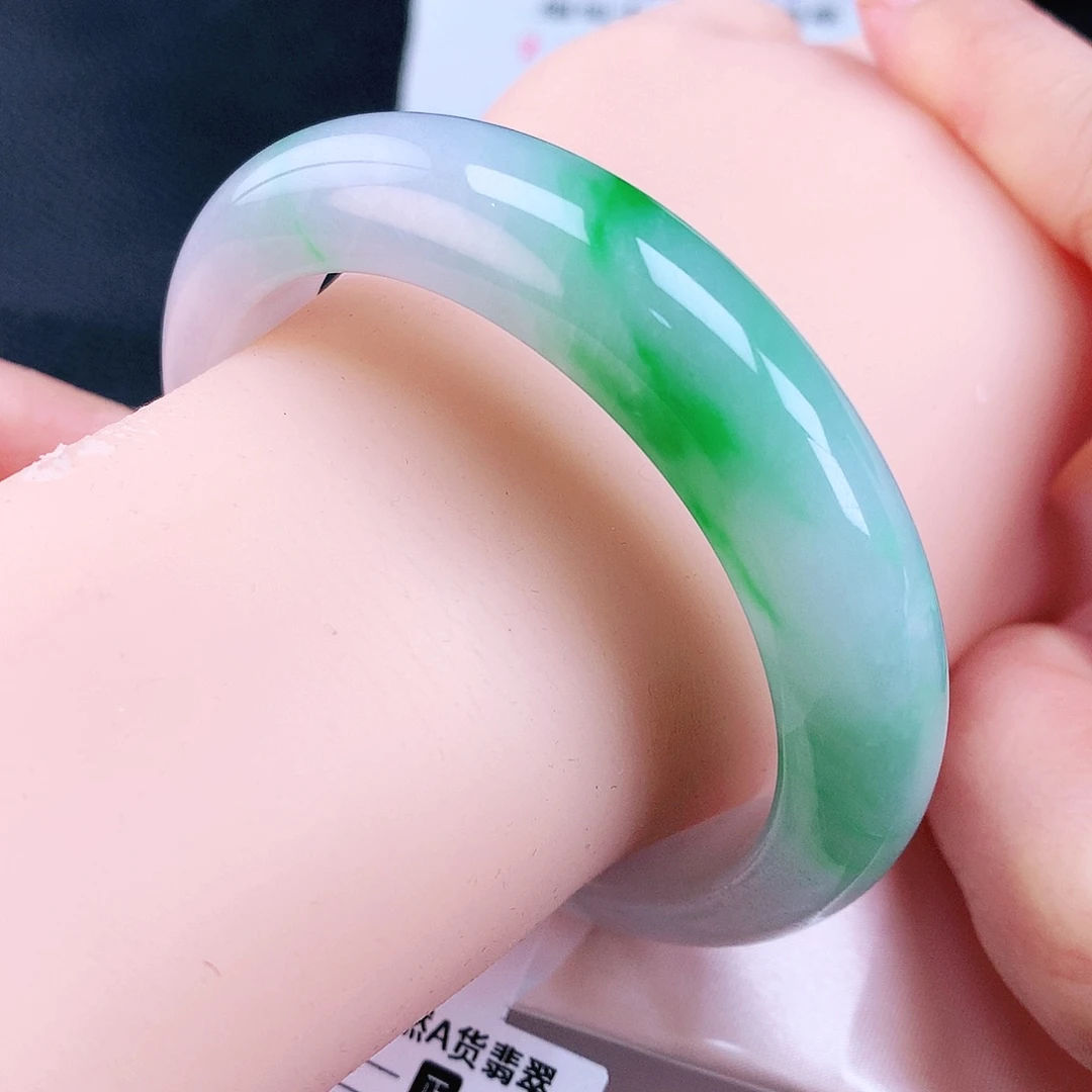 未镶嵌手镯翡翠55+白白底青绿