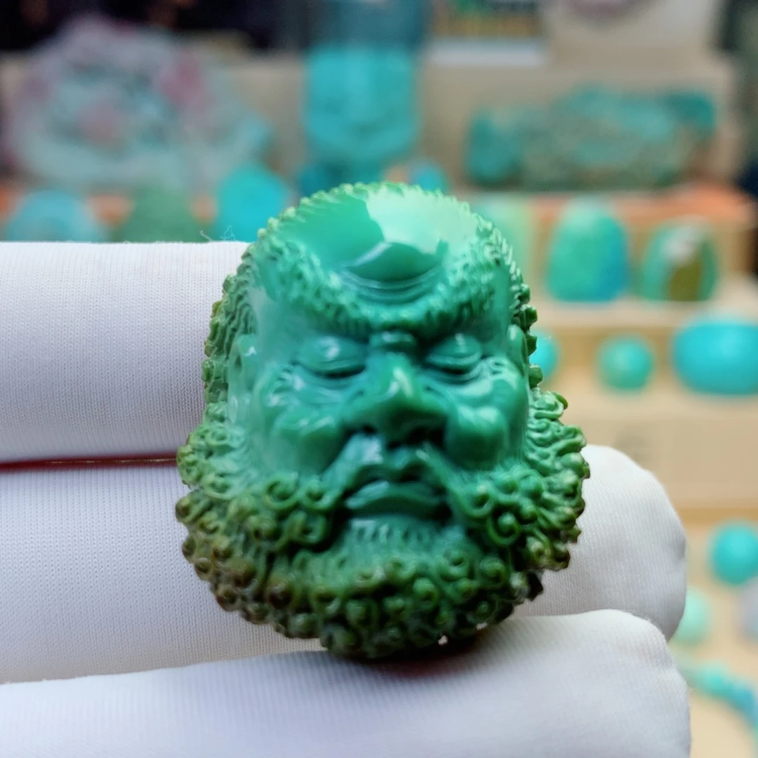 绿松石颈饰未镶嵌