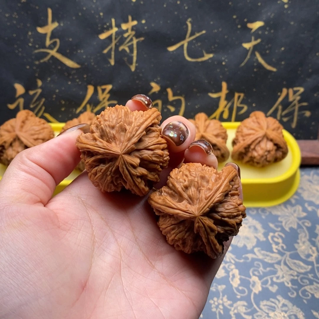 吊坠文玩核桃時*白狮子