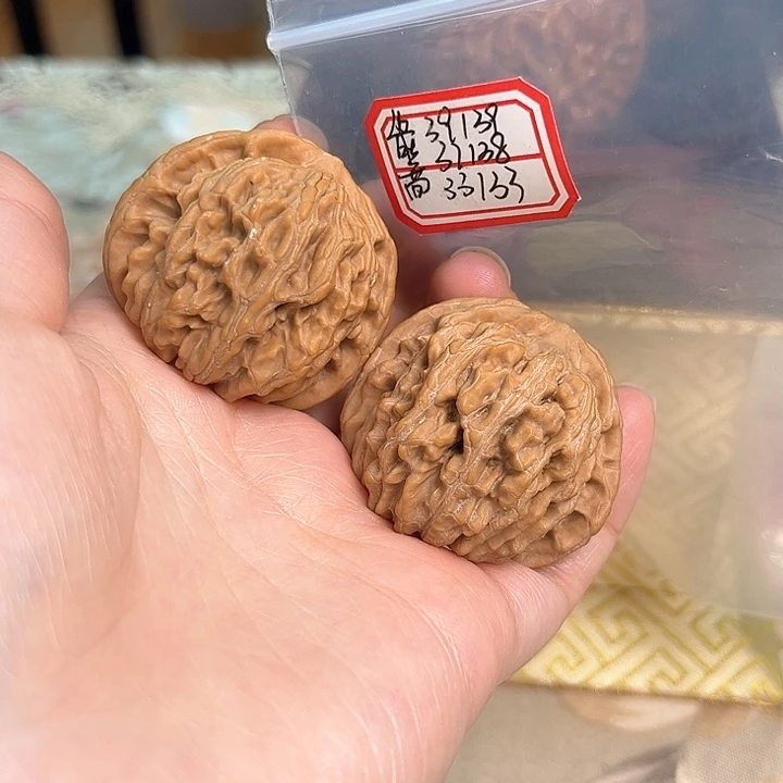 文玩核桃把件一代楼