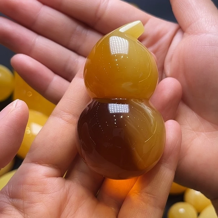 琥珀裸石未镶嵌果*粒琥珀蜜蜡