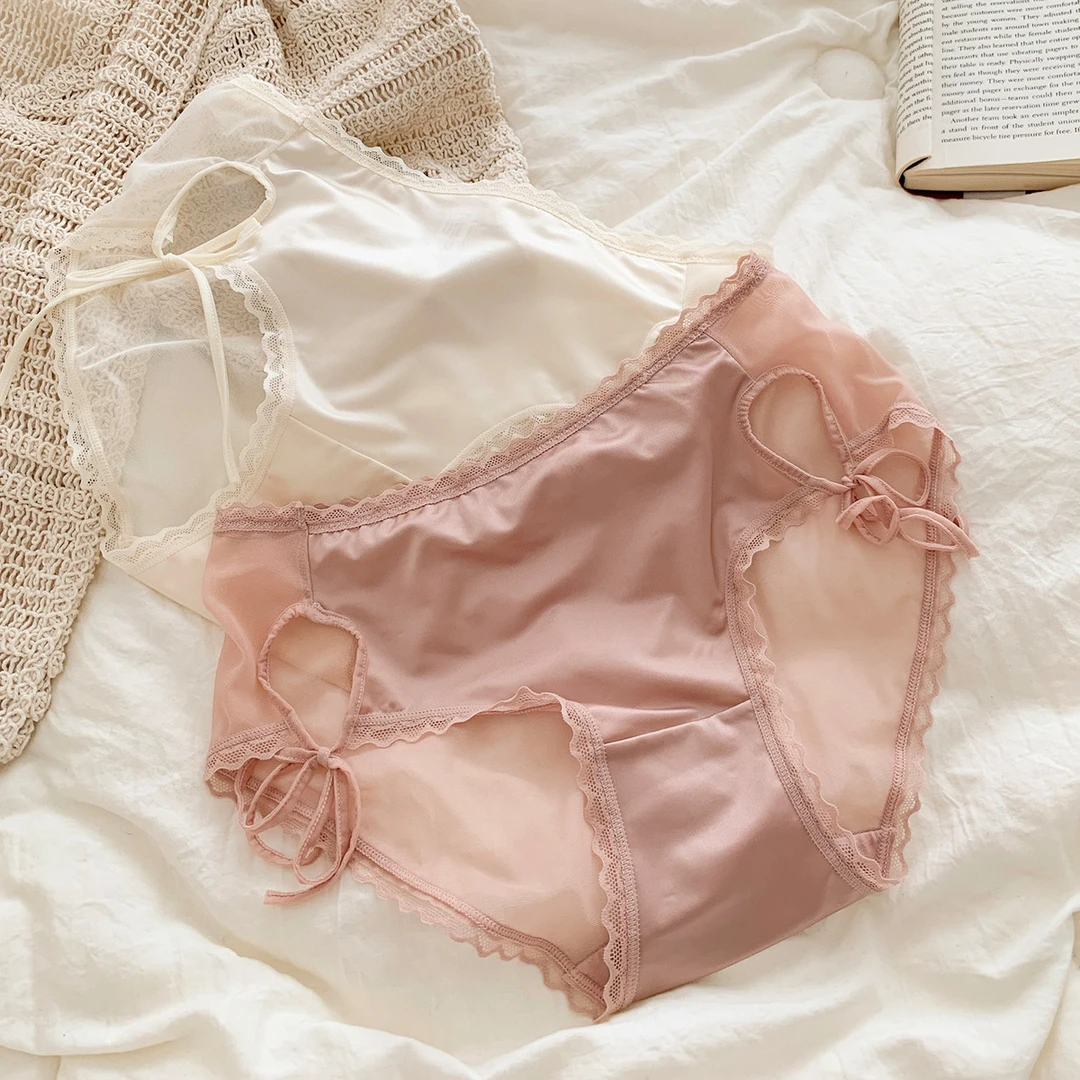 日系简约日常舒适款冰丝三角裤透气纯欲风无痕新款女生学生内裤女