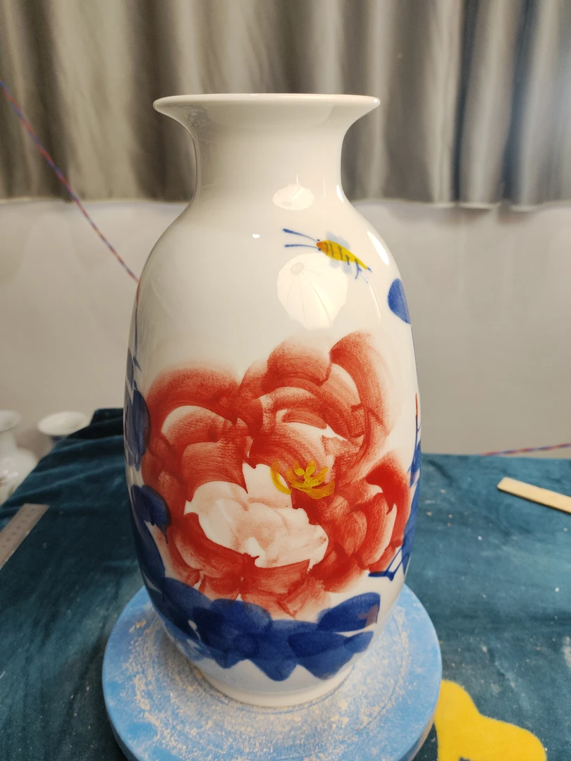 景德镇陶瓷手绘冬瓜瓶花瓶青花釉里红牡丹高35宽18口10厘米瓷器