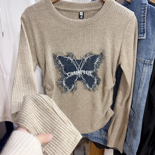 1602 复古牛仔刺绣设计拼接长袖舒适T恤（D15）