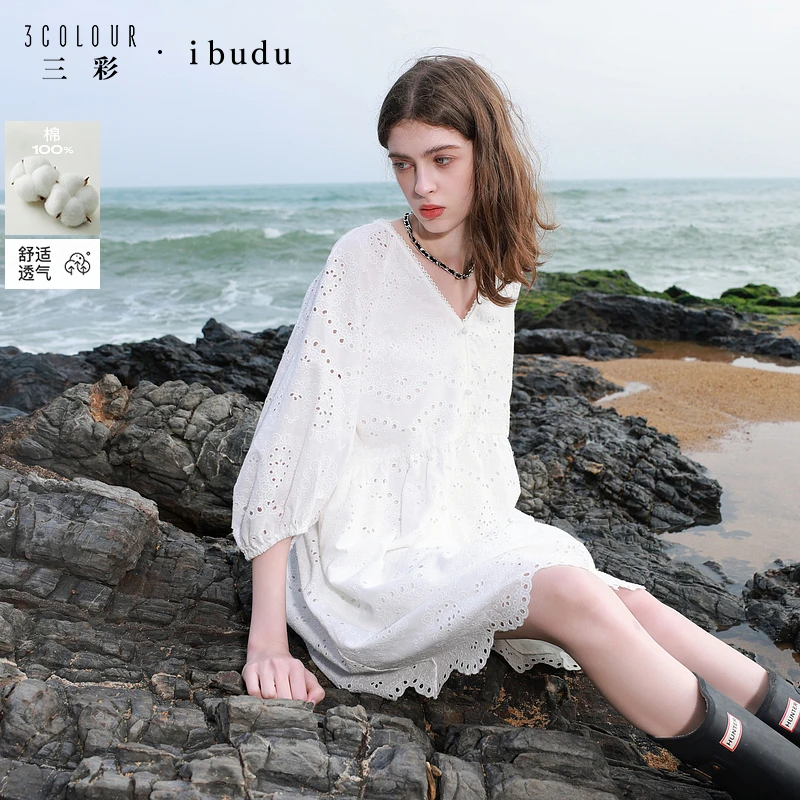 三彩ibudu2025夏季新款绣花娃娃连衣裙A字裙宽松短裙女