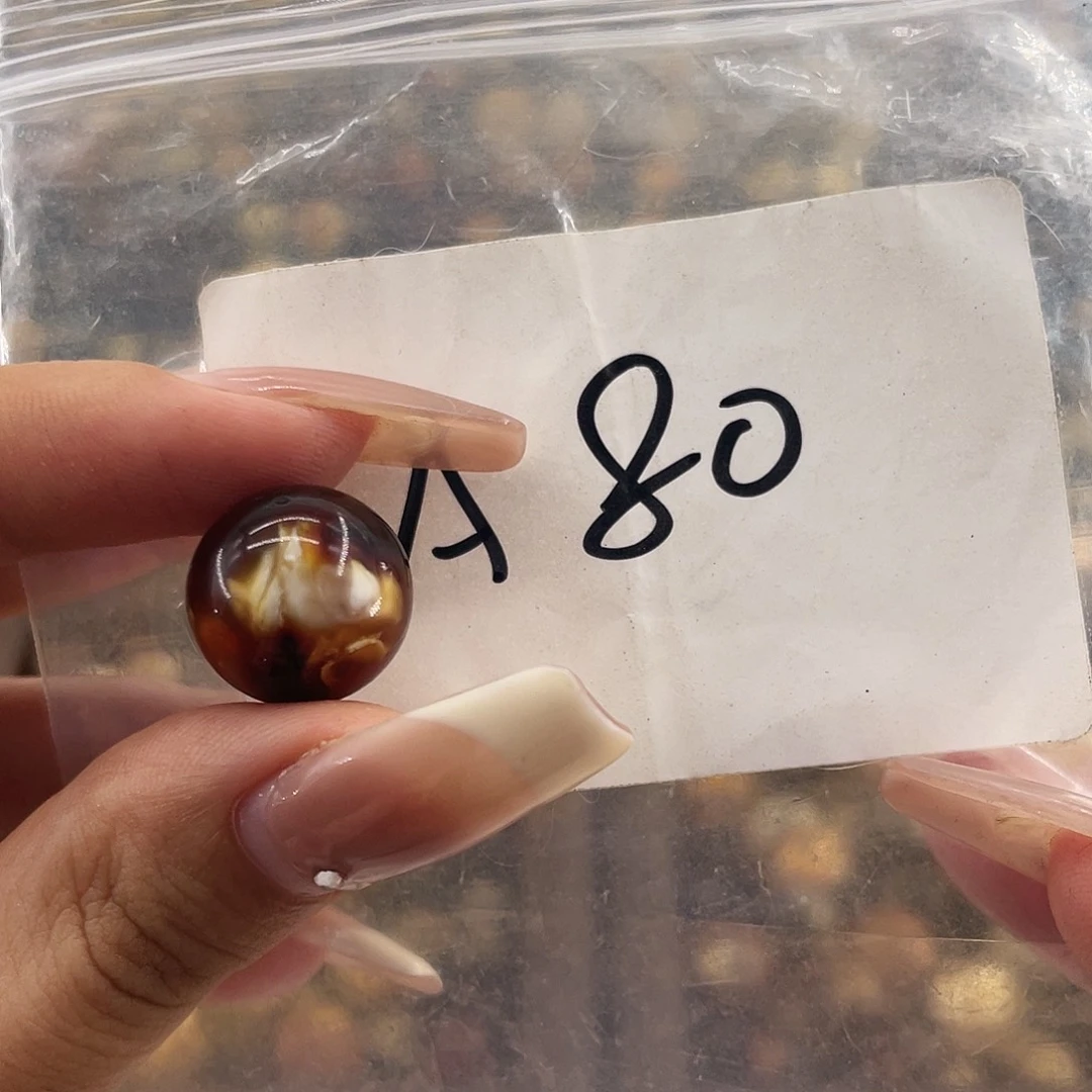 琥珀未镶嵌裸石14.8福利