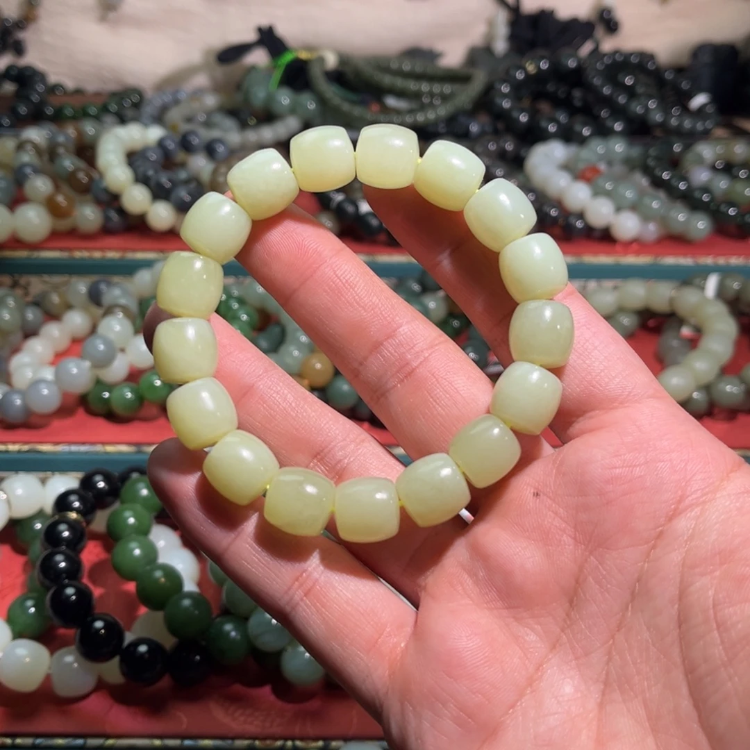 和田玉未镶嵌手链