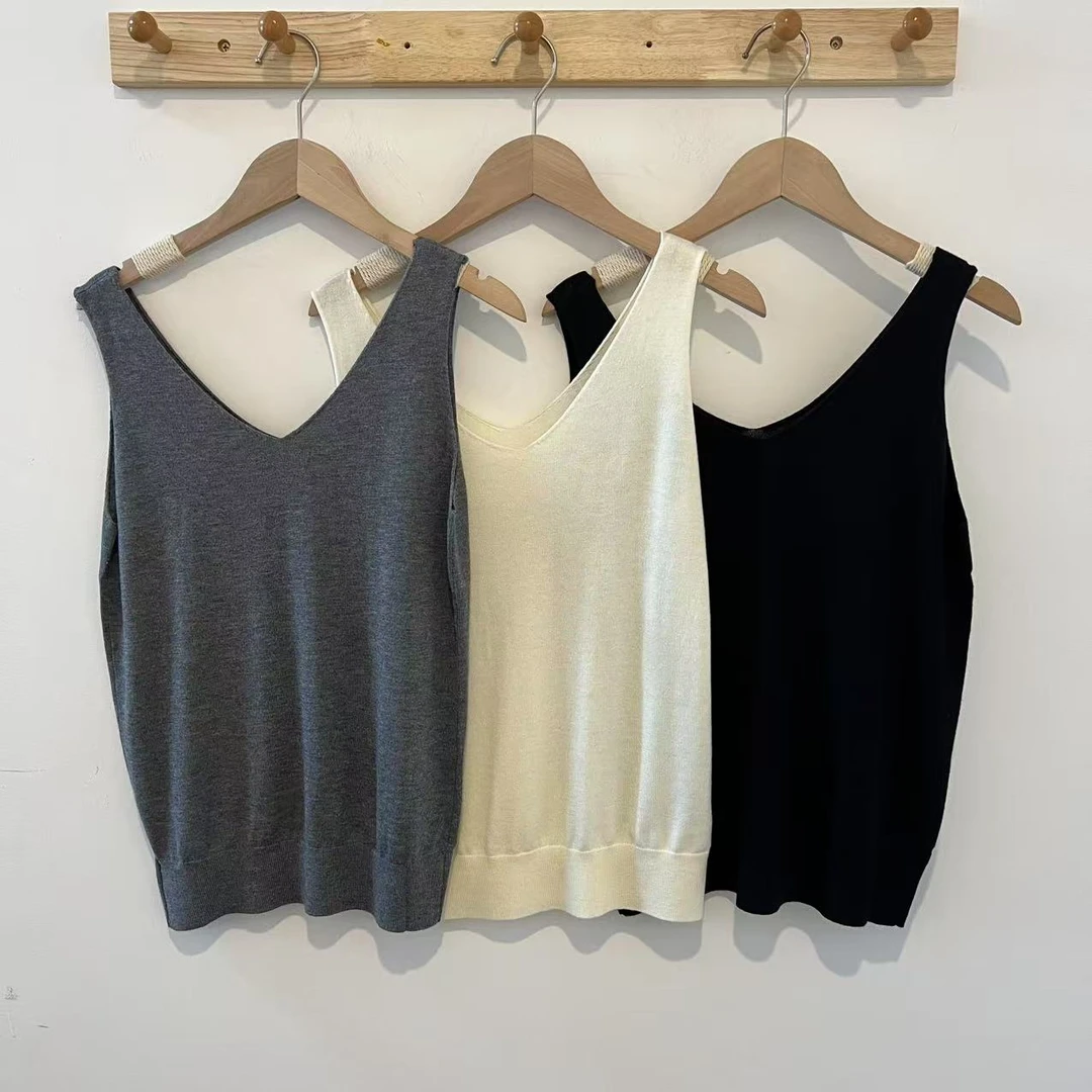 【花花花】素织背心