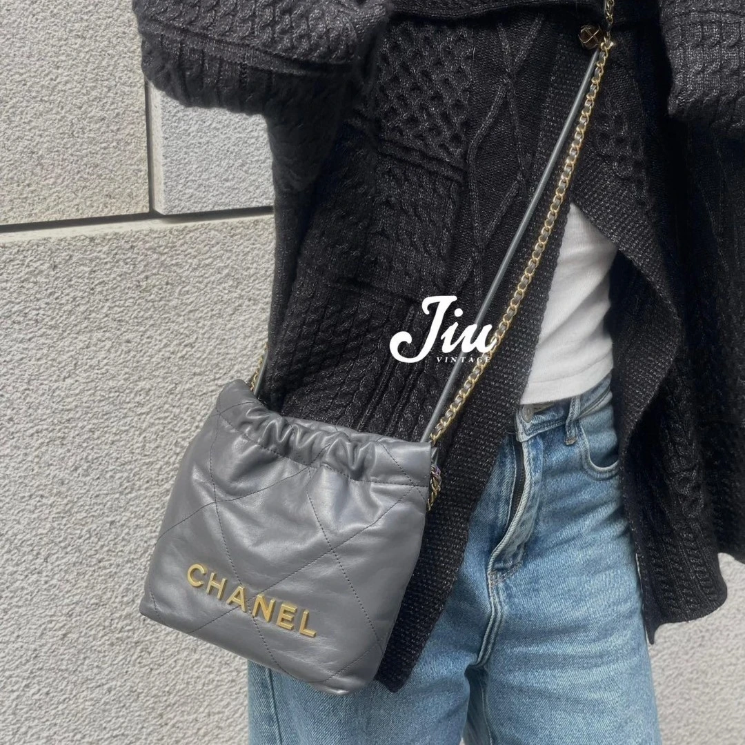 99新 Chanel/香奈儿 22bag mini深灰色金扣芯片BJM7-3286