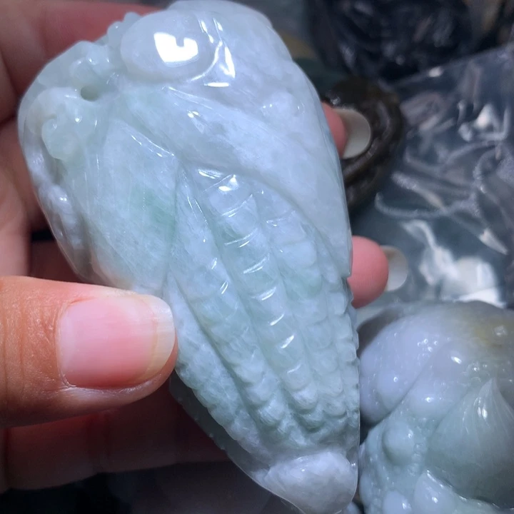 翡翠未镶嵌颈饰保真天然A货翡翠