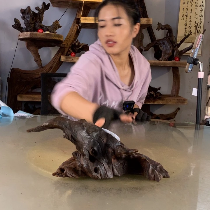 *****天然的云南紫柚木会黄水