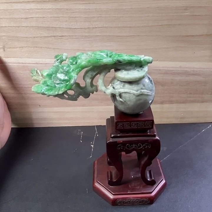 翡翠未镶嵌摆件翡翠