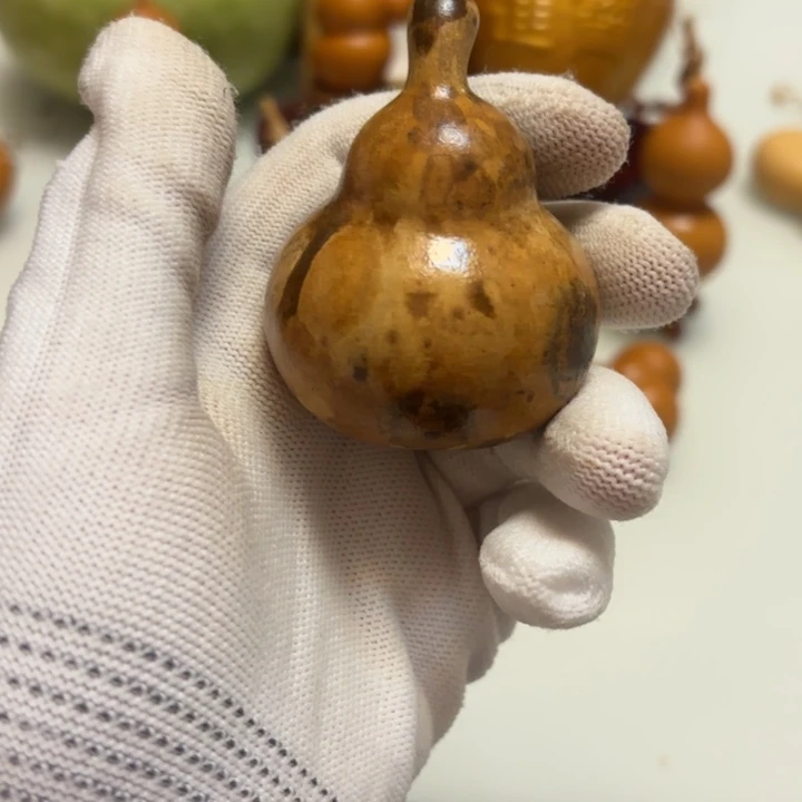 米***果天然手捻老皮葫芦