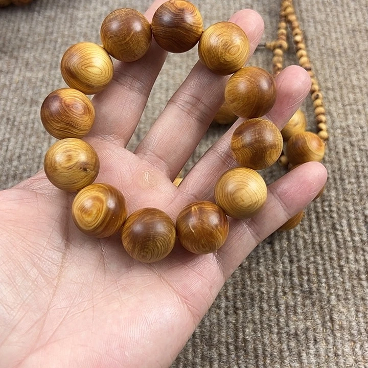 木太行崖柏2.0白缝骨料。。。。。。