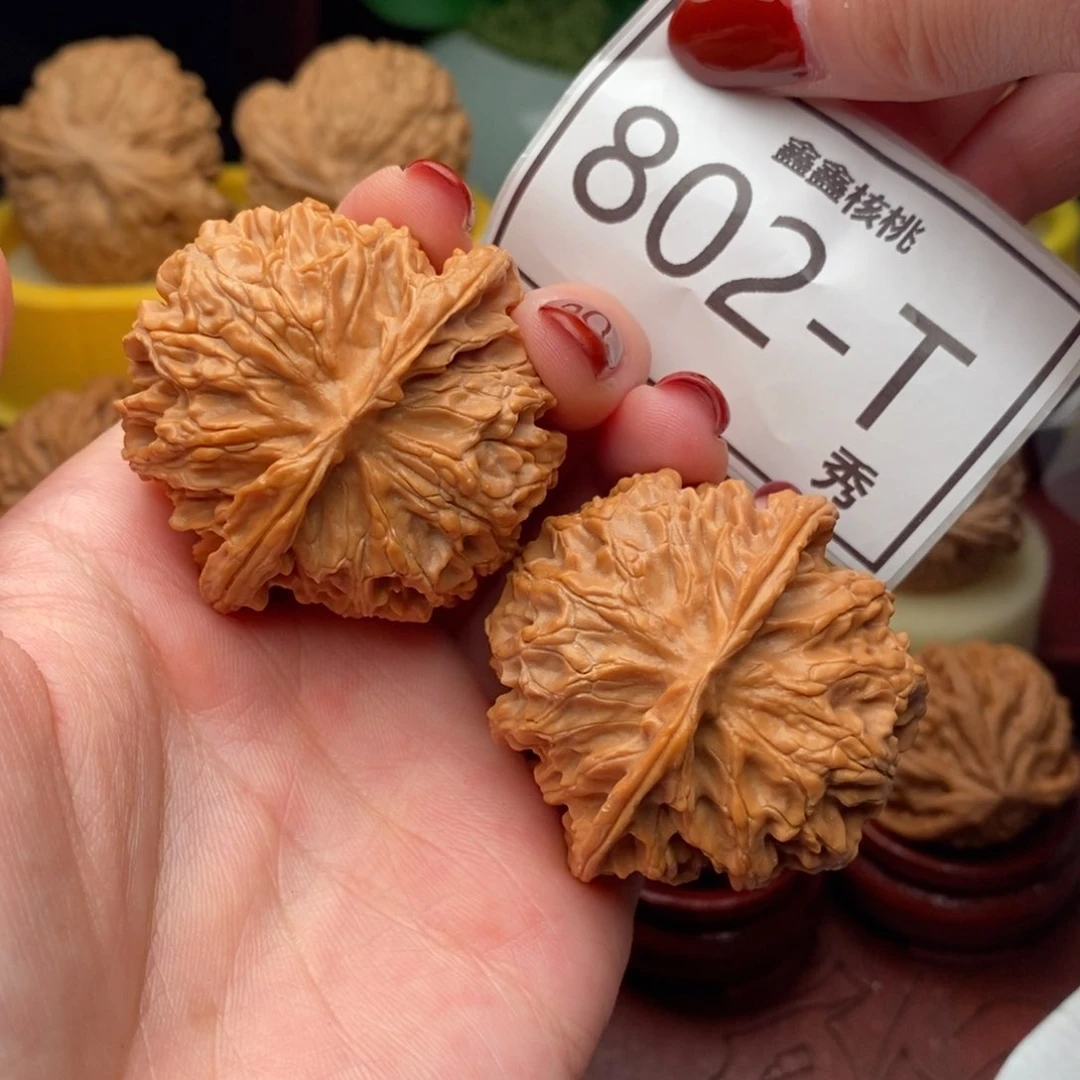 文玩核桃把件苹果园44