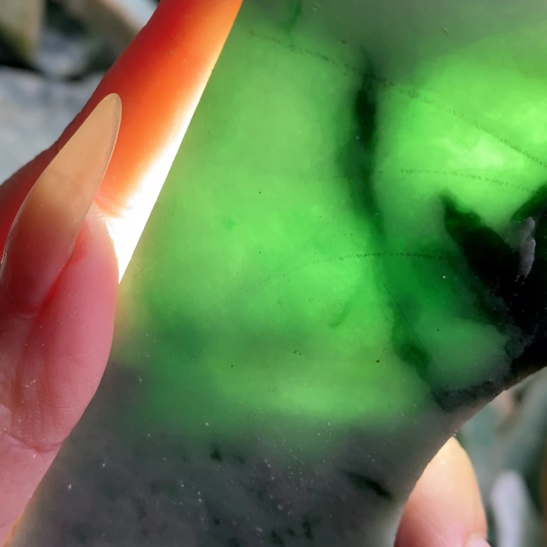 颈饰未镶嵌翡翠天然翡翠