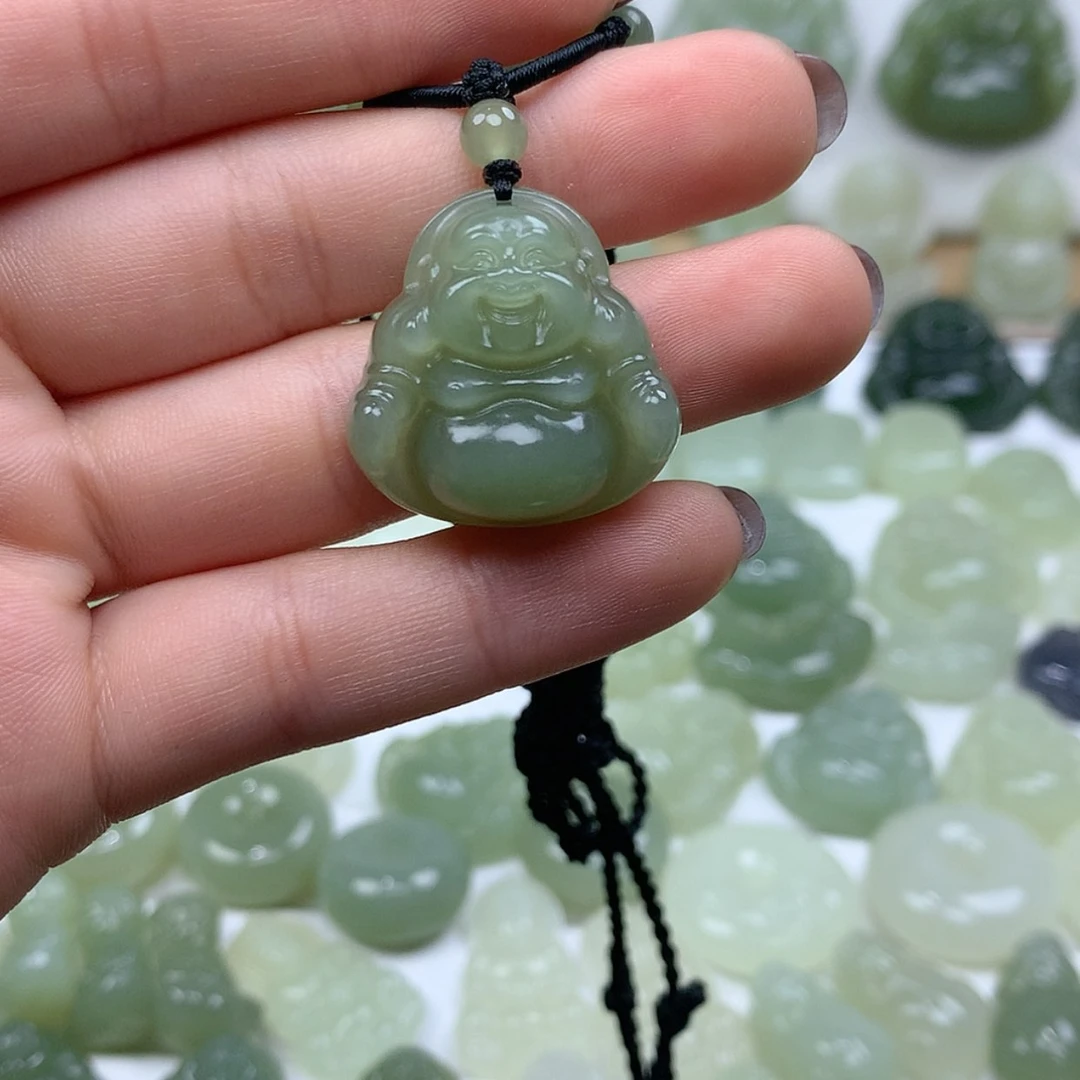 【闪购商品】颈饰未镶嵌和田玉