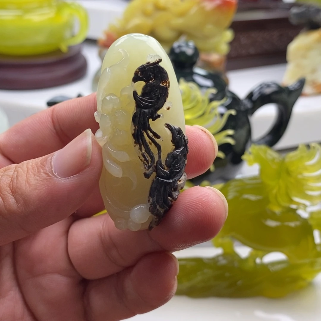 M***.和田玉（糖玉）未镶嵌珠宝奇石