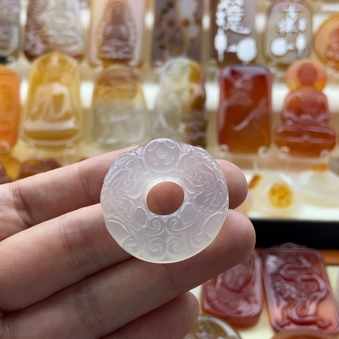 玛瑙/玉髓未镶嵌颈饰