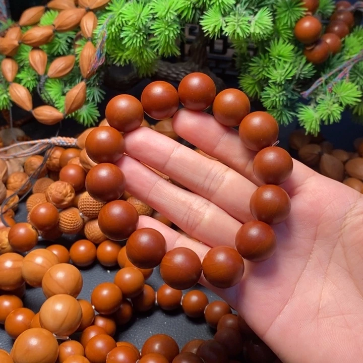 手串橄榄核1.65树王光珠