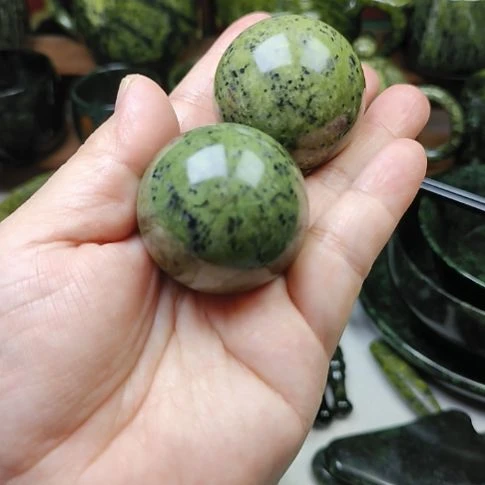 蛇纹石玉合金手球