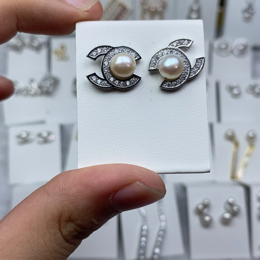 未镶嵌淡水珍珠耳饰